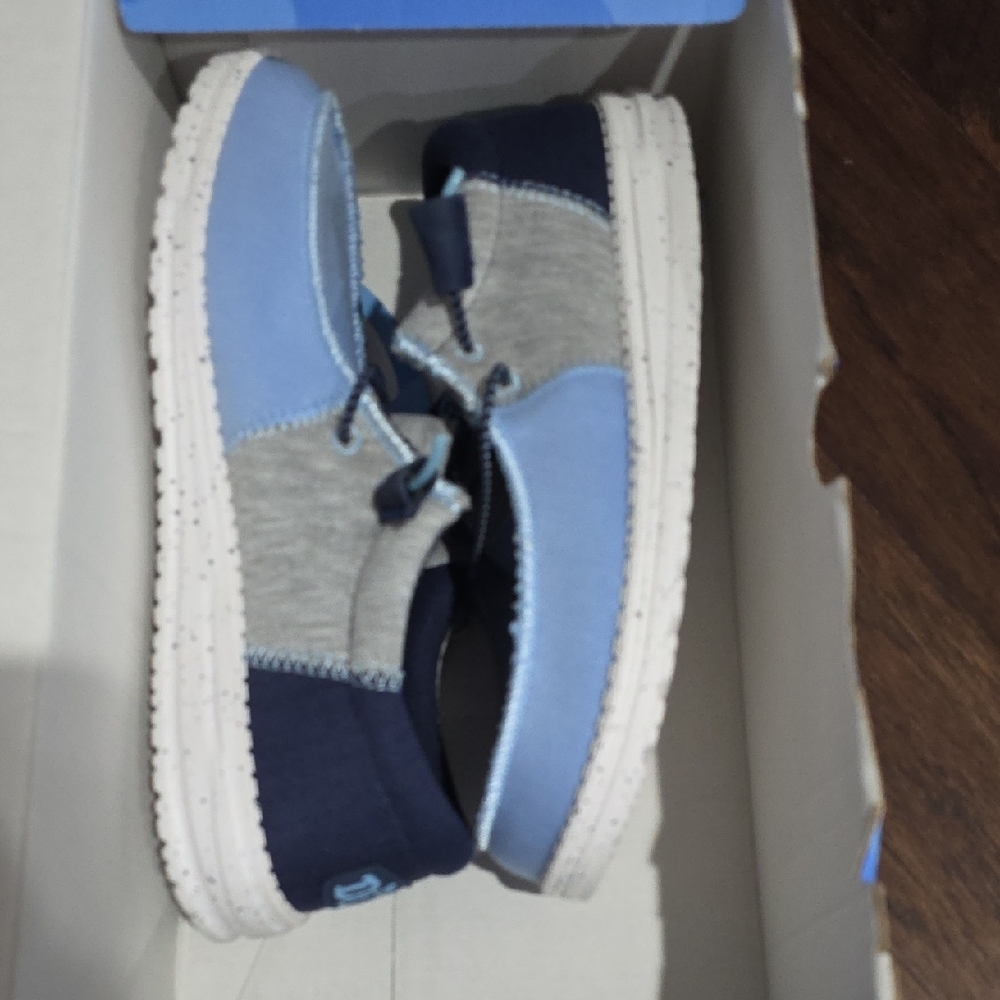 Hey Dude Wally Tri Varsity Light Blue